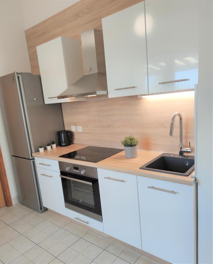 Apartments Riba ヴィス エクステリア 写真