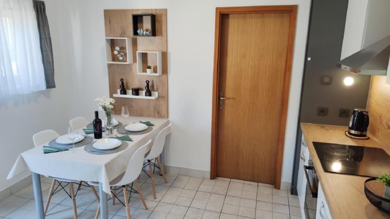 Apartments Riba ヴィス エクステリア 写真